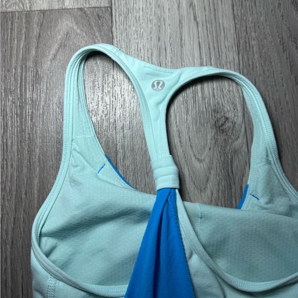 Lululemon Racerback Strap Tank Top With Built In Sports Bra PaddedBlue Womens - Picture 3 of 5